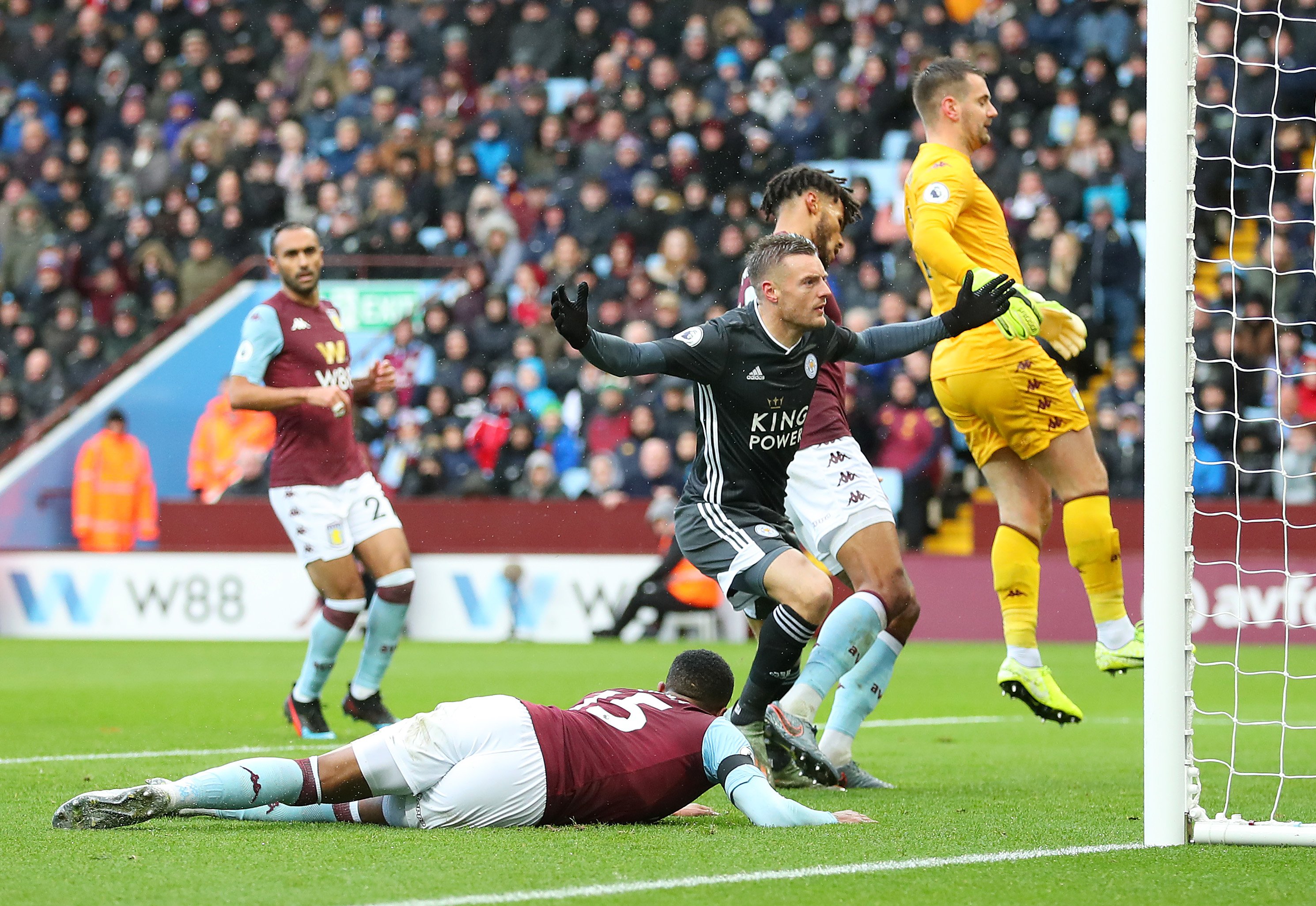 联赛底层 联赛底层