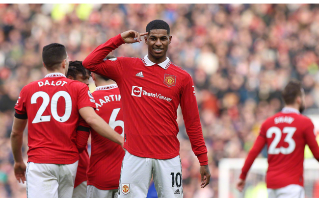 他的续约不 他的续约不